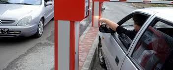 AZ ÜNNEPEK ALATT INGYENES A BEHAJTÁS ÉS A VÁRAKOZÁS A KÓRHÁZ TERÜLETÉN