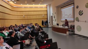 Dr. Csábi Márta előadása a Szekszárdi Gyermekgyógyász Továbbképzésen. Fotó: Szepesi L., Tolnai Népújság
