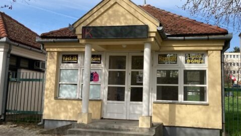 Pavilon 8