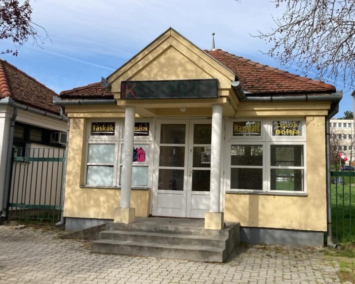 Pavilon 8